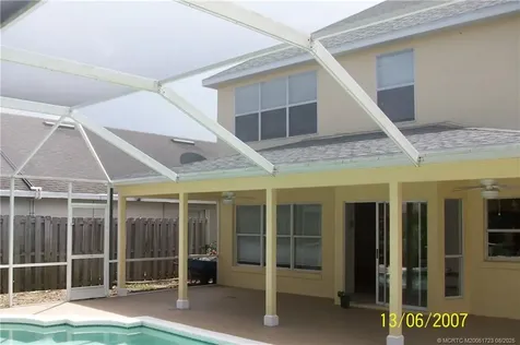 1967 NW Marsh Rabbit Lane Jensen Beach FL 34957