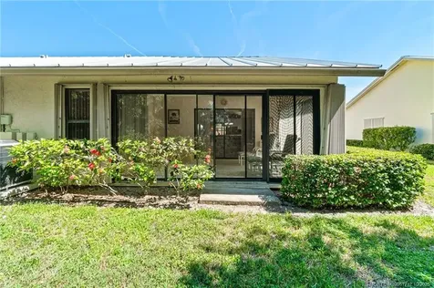 7881 SE Sugar Sand Circle Hobe Sound FL 33455