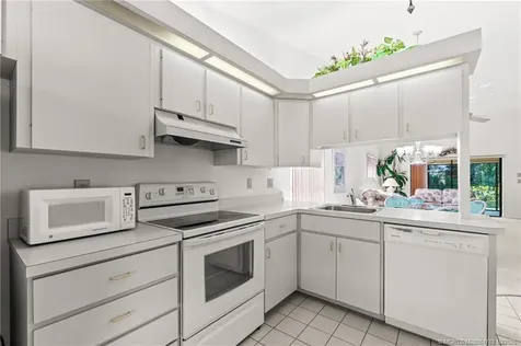 7881 SE Sugar Sand Circle Hobe Sound FL 33455