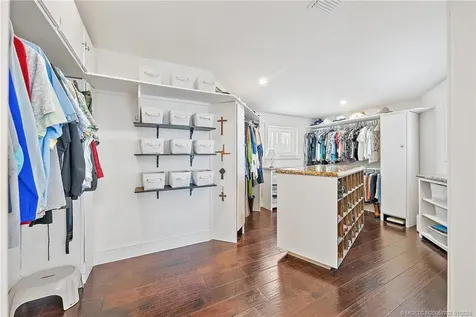 14 Herons Nest Sewalls Point FL 34996