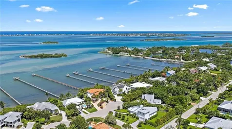 14 Herons Nest Sewalls Point FL 34996