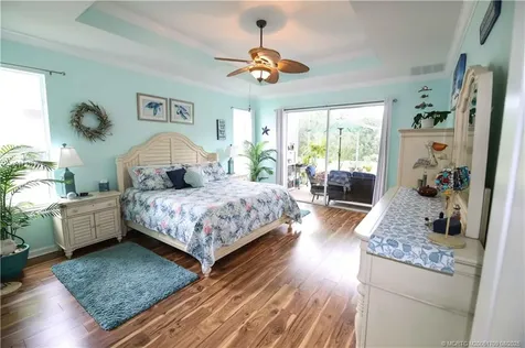 471 NW Blue Lake Drive Port St Lucie FL 34986