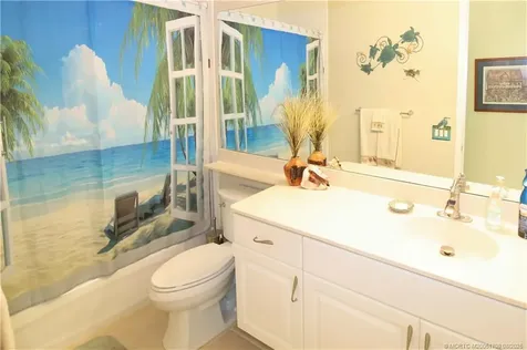 471 NW Blue Lake Drive Port St Lucie FL 34986