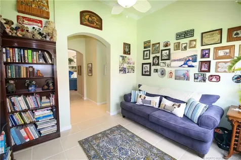 471 NW Blue Lake Drive Port St Lucie FL 34986