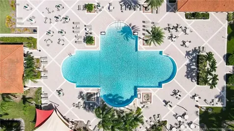 471 NW Blue Lake Drive Port St Lucie FL 34986