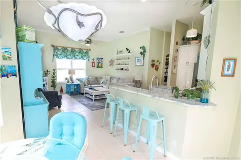 471 NW Blue Lake Drive Port St Lucie FL 34986