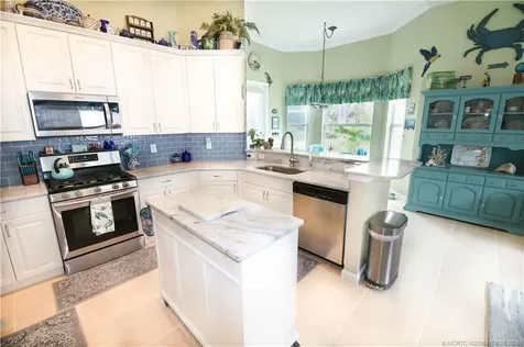 471 NW Blue Lake Drive Port St Lucie FL 34986