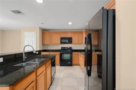 6906 NW Kowal Court Port St Lucie FL 34986