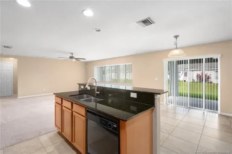 6906 NW Kowal Court Port St Lucie FL 34986