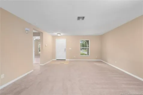 6906 NW Kowal Court Port St Lucie FL 34986