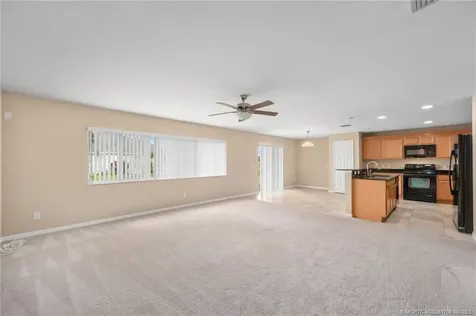 6906 NW Kowal Court Port St Lucie FL 34986