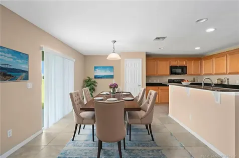 6906 NW Kowal Court Port St Lucie FL 34986