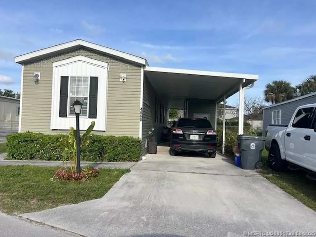 4660 Lucille Drive Lake Worth FL 33463