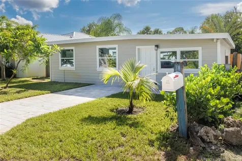 1073 NE Orange Avenue Jensen Beach FL 34957