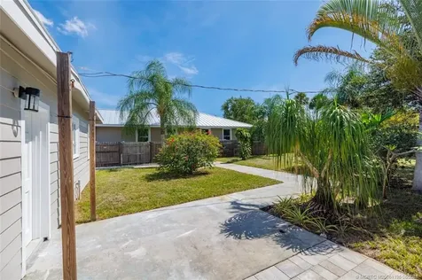 1073 NE Orange Avenue Jensen Beach FL 34957