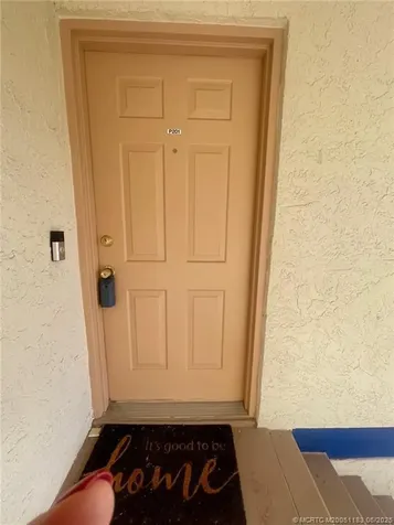 1522 SE Royal Green Circle Port St Lucie FL 34952