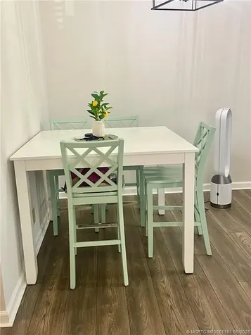 1522 SE Royal Green Circle Port St Lucie FL 34952