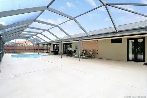 3060 SE Darien Road Port St Lucie FL 34952