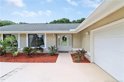 3060 SE Darien Road Port St Lucie FL 34952