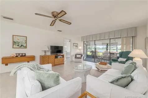 6295 SE Charleston Place Hobe Sound FL 33455