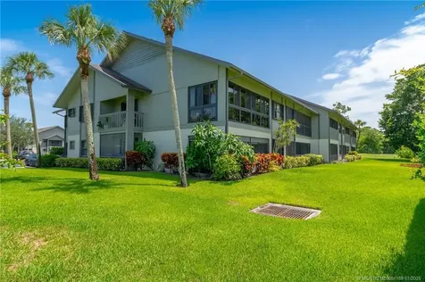 6295 SE Charleston Place Hobe Sound FL 33455