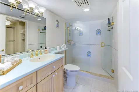 2571 NE Ocean Boulevard Stuart FL 34996