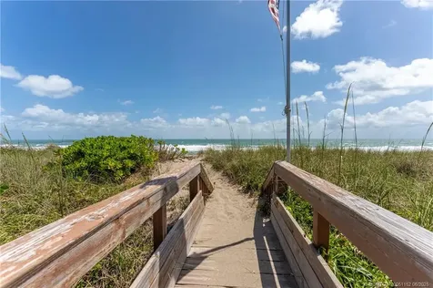2571 NE Ocean Boulevard Stuart FL 34996