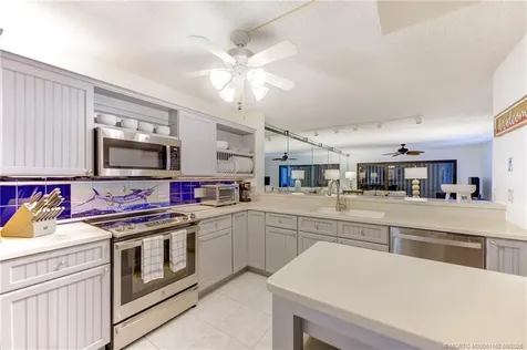 2571 NE Ocean Boulevard Stuart FL 34996