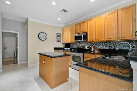 399 NW Bayonet Place Jensen Beach FL 34957