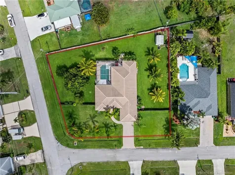 1992 SE Fairfield Street Port St Lucie FL 34983