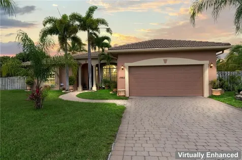 1992 SE Fairfield Street Port St Lucie FL 34983