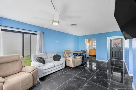 2229 SE Brekenridge Circle Port St Lucie FL 34952