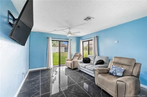 2229 SE Brekenridge Circle Port St Lucie FL 34952