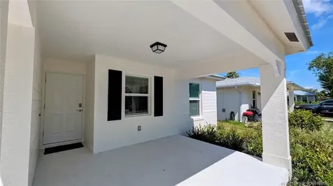 4970 SE Jack Avenue Stuart FL 34997