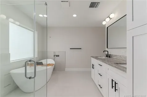 513 SW Nautical Avenue Port St Lucie FL 34984