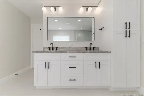 513 SW Nautical Avenue Port St Lucie FL 34984