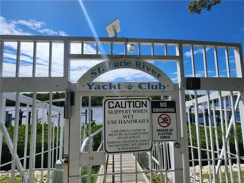 2502 SE Anchorage Cove Port St Lucie FL 34952