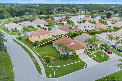 6013 SE Grand Cay Court Stuart FL 34997