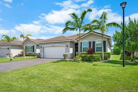 2011 NW Golden Oak Trail Jensen Beach FL 34957