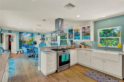 2822 NE Yorkshire Lane Jensen Beach FL 34957