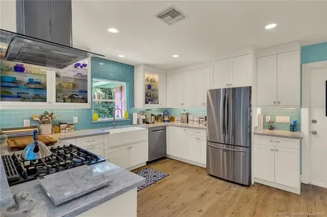 2822 NE Yorkshire Lane Jensen Beach FL 34957