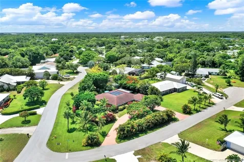 2822 NE Yorkshire Lane Jensen Beach FL 34957