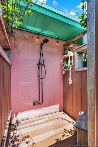 2822 NE Yorkshire Lane Jensen Beach FL 34957