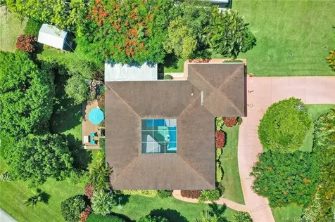 2822 NE Yorkshire Lane Jensen Beach FL 34957