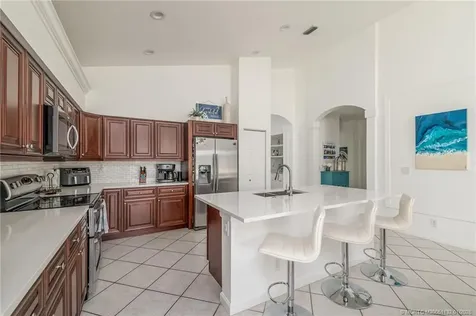 1513 SE Holyrood Lane Port St Lucie FL 34952