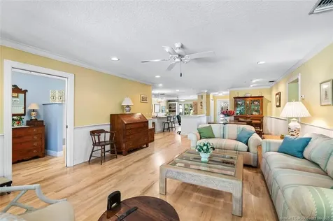 2918 SE Fairway W Stuart FL 34997