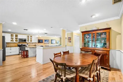 2918 SE Fairway W Stuart FL 34997