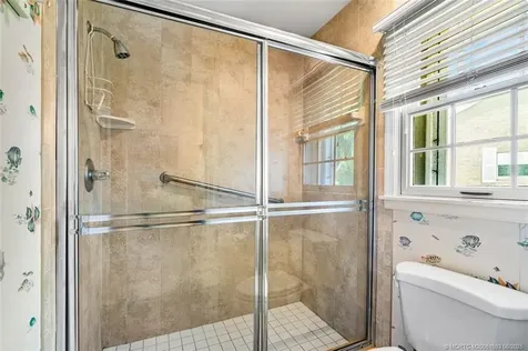 2918 SE Fairway W Stuart FL 34997