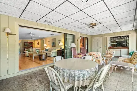 2918 SE Fairway W Stuart FL 34997