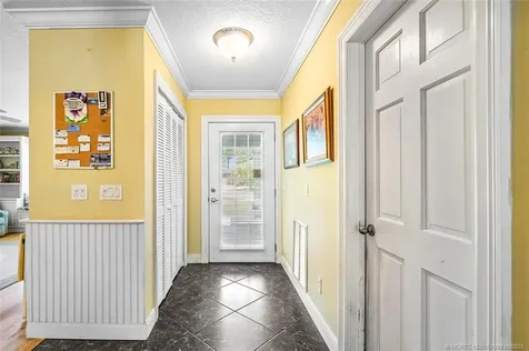 2918 SE Fairway W Stuart FL 34997